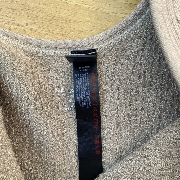 Out from under ribbed henley bra top - Picture 4 of 4